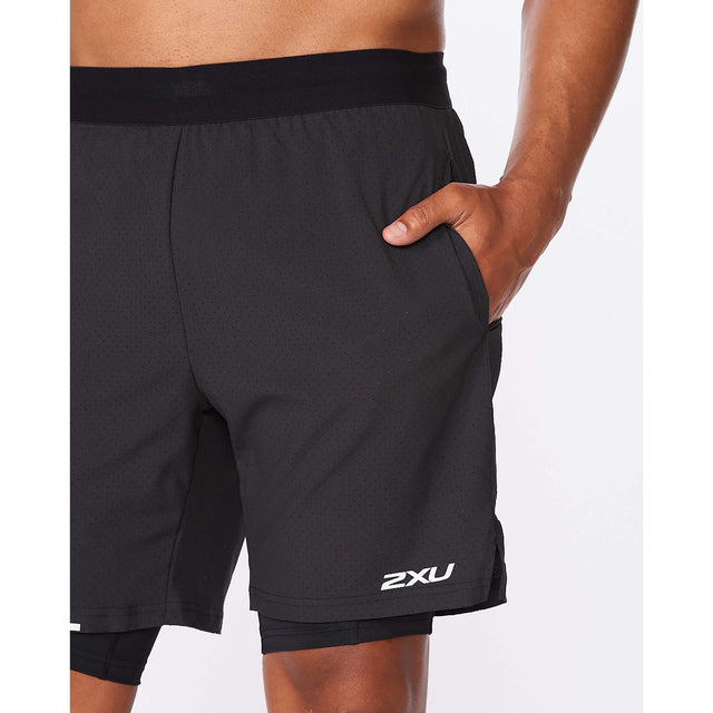 2XU 2XU Aero 2 en 1 shorts de course à pied 7 pouces pour homme