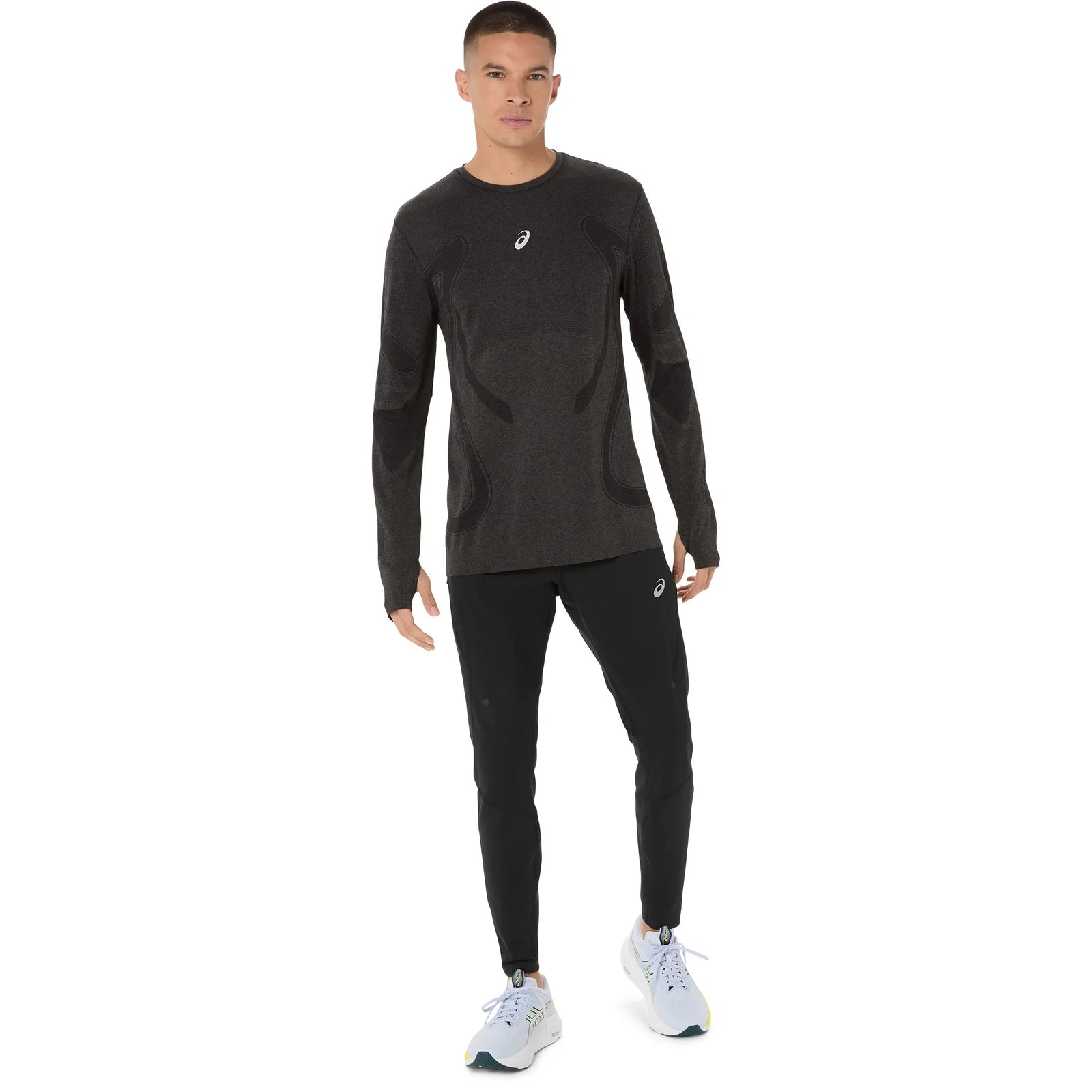 ASICS Road Seamless long-sleeve running top for men, Performance Black colour — detailed front view