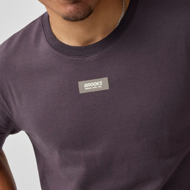 Brooks Graphic t-shirt homme - Dk Russet / Atomic Blue