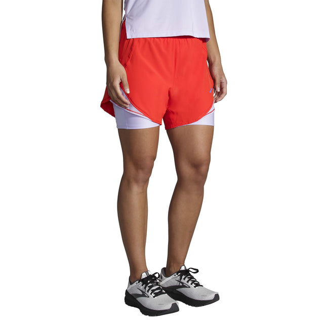 Brooks Brooks Chaser 5-inch 2-en-1 short de course à pied pour femme