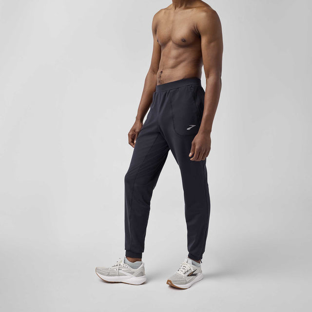 Brooks Momentum Thermal running joggers for men