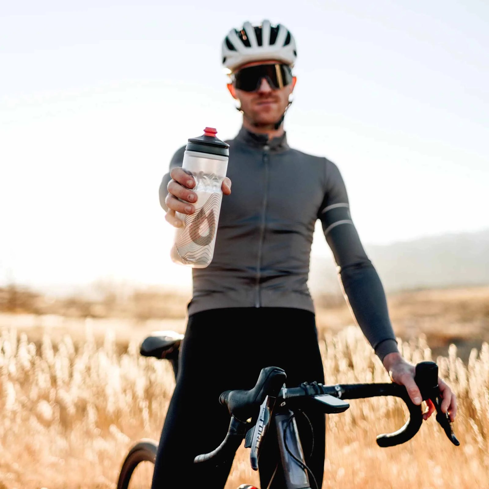 HydraPak Polar Surge 20 Oz Water Bottle - Ascent Silver