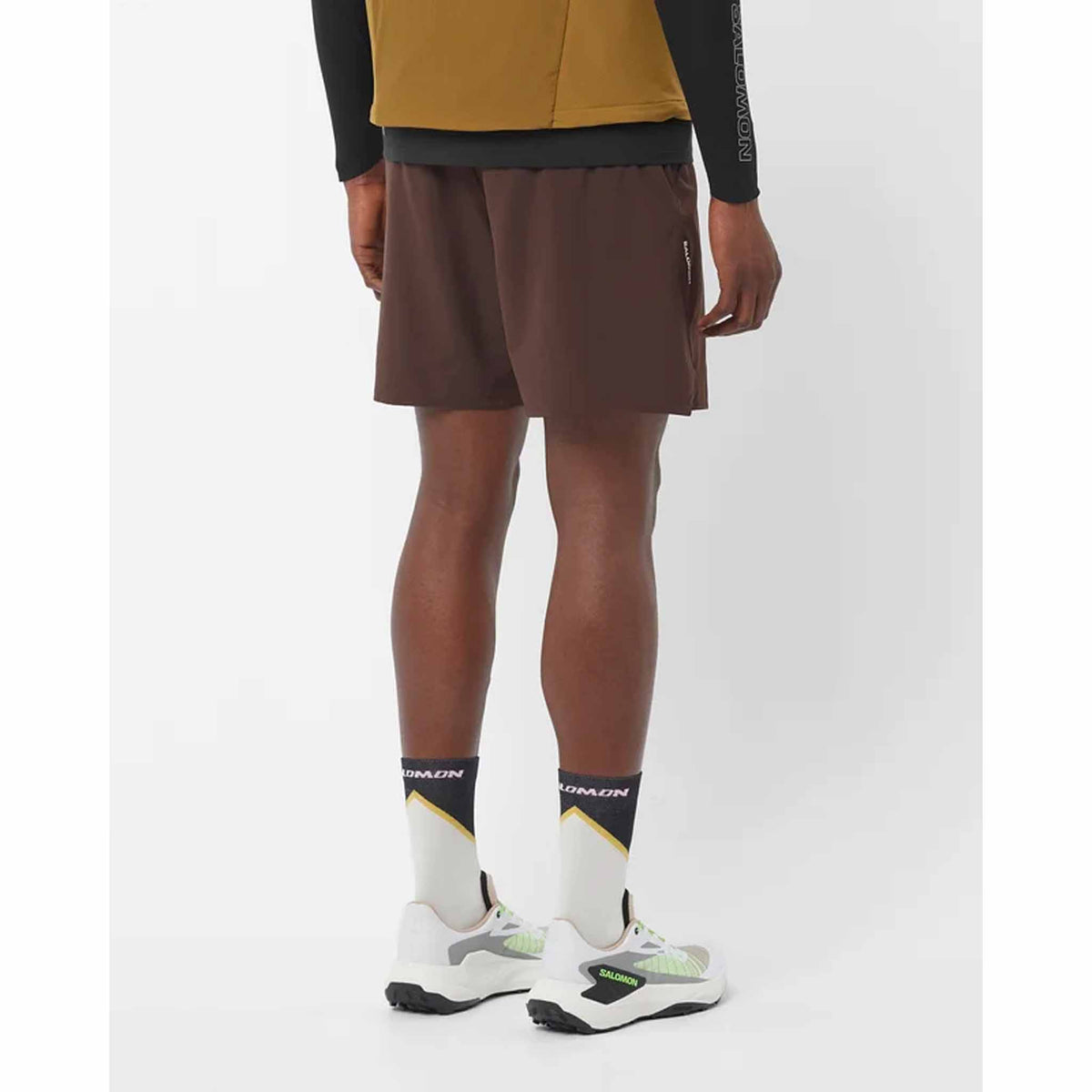 Salomon Salomon SHAKEout Core 2-en-1 7 po short de course à pied pour homme