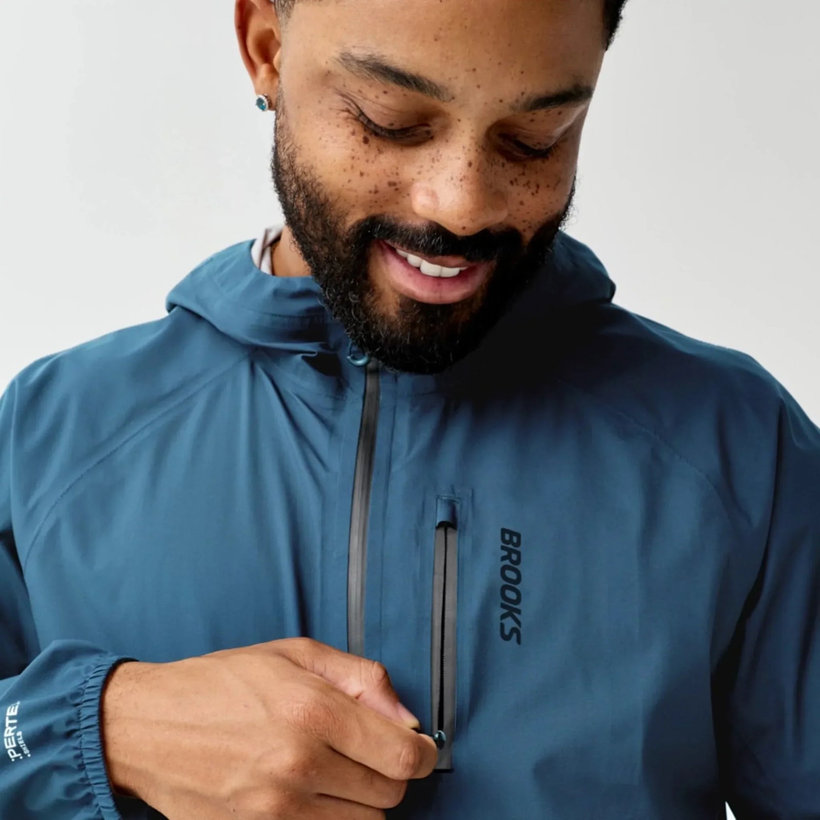 Brooks Canopy Waterproof Jacket men's waterproof jacket Indigo