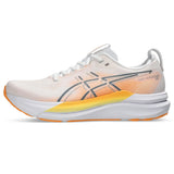 ASICS Gel-Kayano 33 pour homme, coloris blanc et orange - vue latérale intérieure