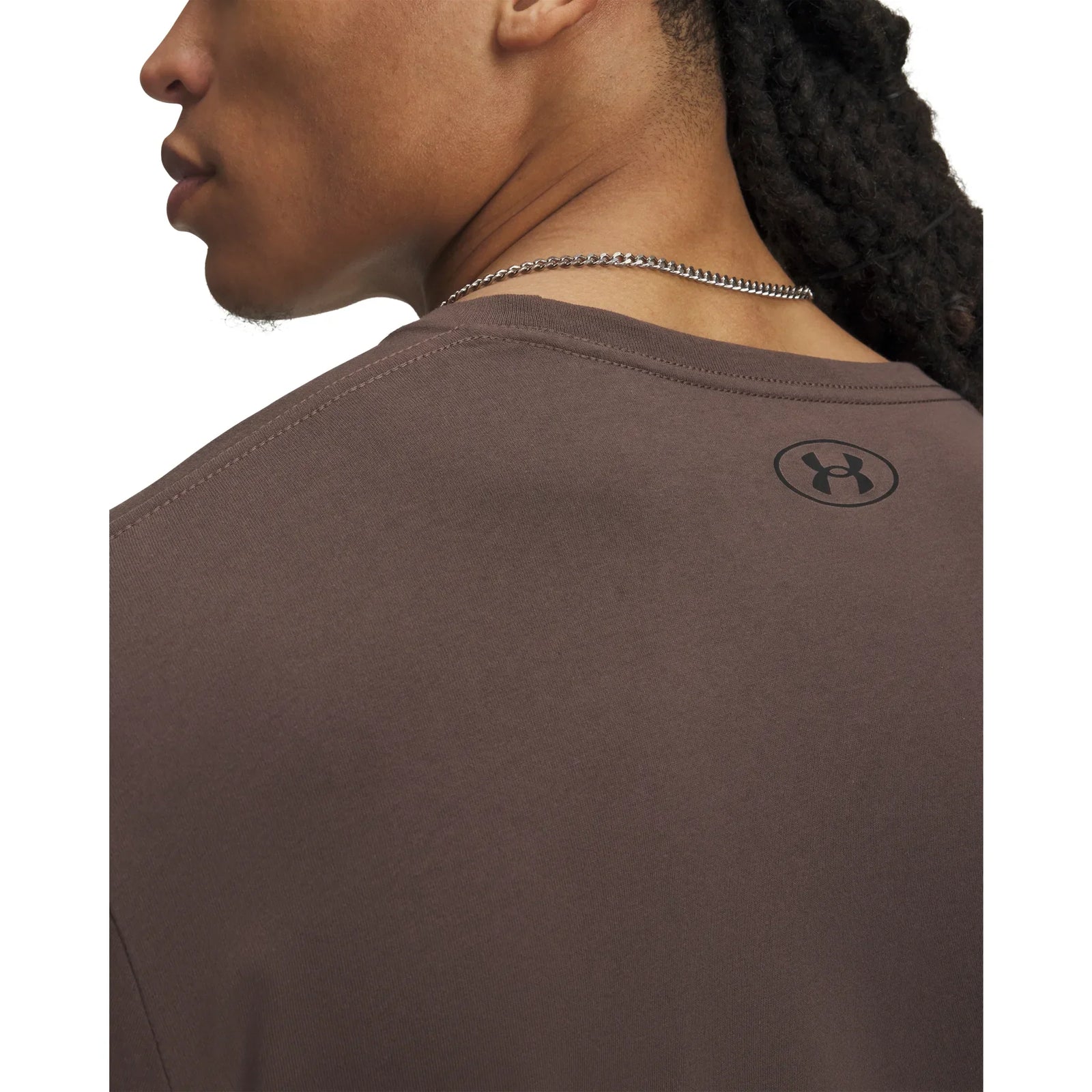 UA haut à manches longues avec logo à gauche pour homme Peppercorn / Noir - détail