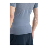 UA HeatGear Armour t-shirt de compression à manches courtes pour homme Carbon Heather / Noir - détail de la manche