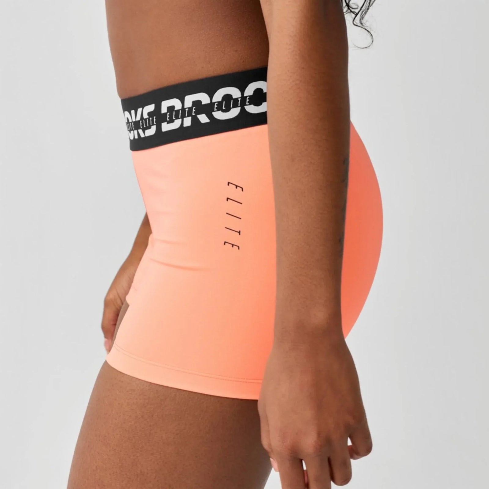 Brooks PR Elite short de course 3 po pour femme - Cyber Peach / Black