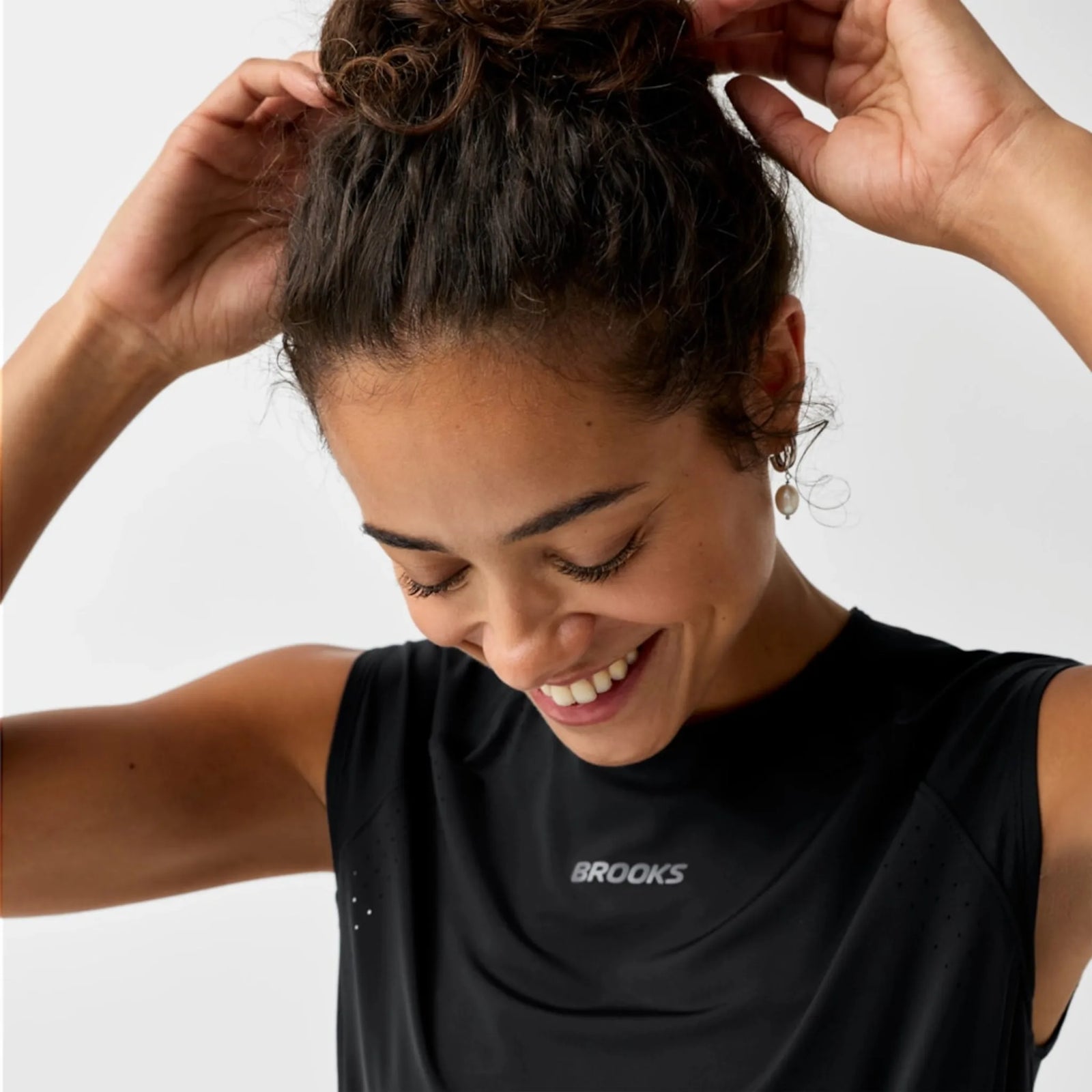Brooks Dash t-shirt de course respirant à manches courtes pour femme - Noir