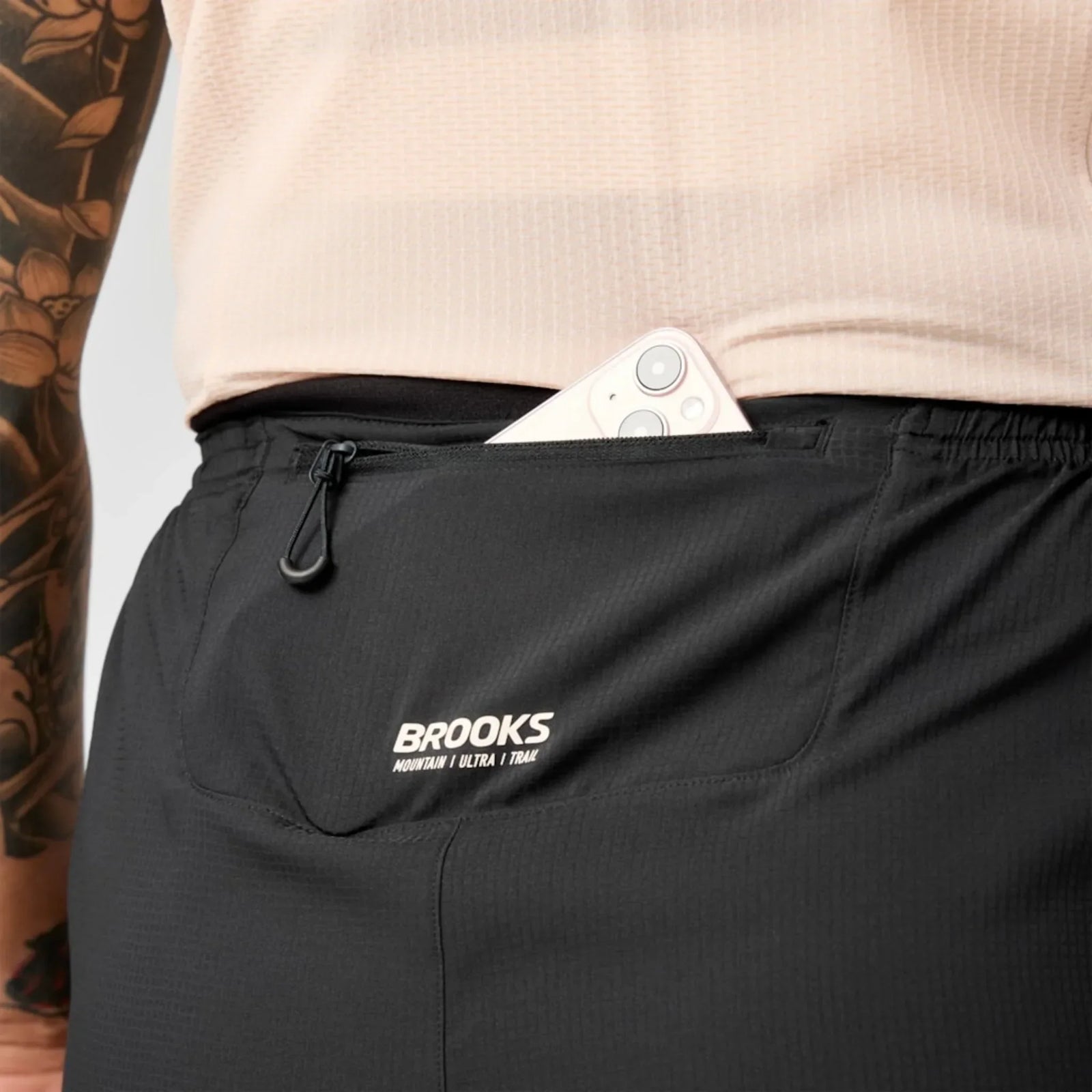 Brooks Cascadia short de trail 2-en-1 3 po pour femme - Noir