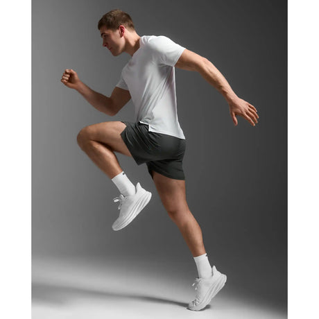 2XU Aero 5 Inch short de course à pied pour homme - Jupiter / Noir réfléchissant