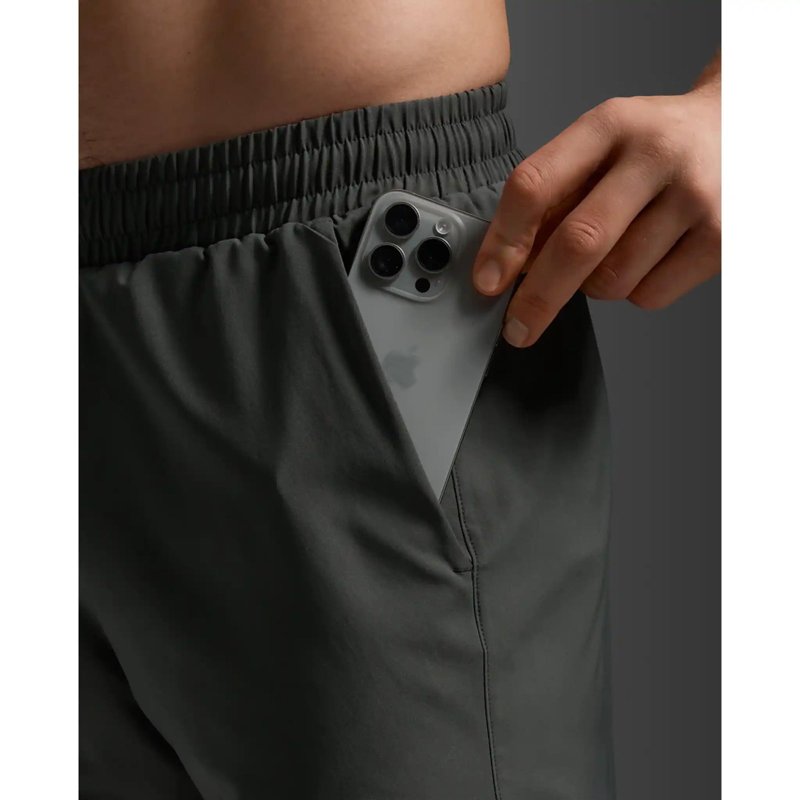 2XU Aero 5 Inch short de course à pied pour homme - Jupiter / Noir réfléchissant