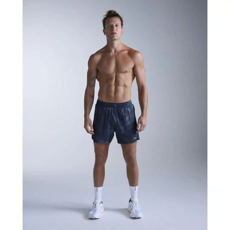 2XU Aero 5 Inch short de course à pied pour homme - Midnight Marble / Argent réfléchissant