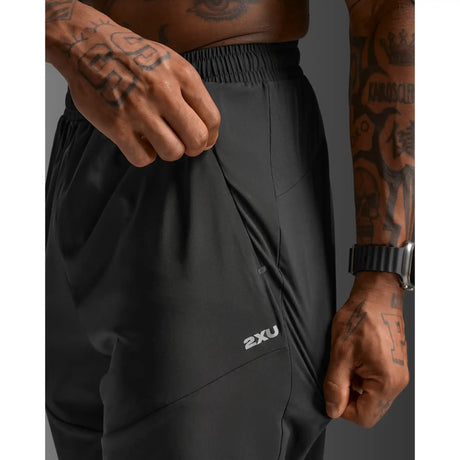 2XU Aero Woven Jogger homme - Noir / Argent réfléchissant