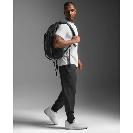 2XU Aero Woven Jogger homme - Noir / Argent réfléchissant