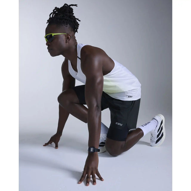2XU Light Speed React camisole de course homme - Cool Matcha Mist / Black Reflect