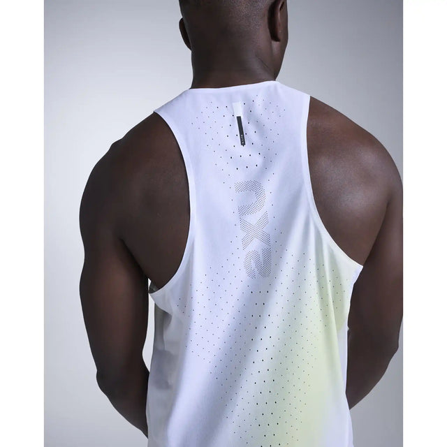 2XU Light Speed React camisole de course homme - Cool Matcha Mist / Black Reflect