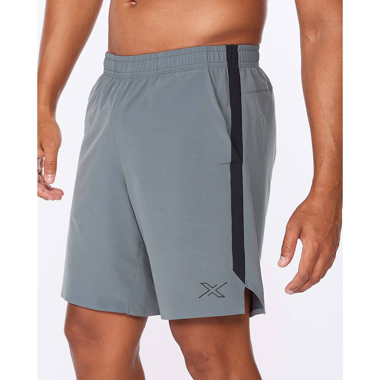 2XU 2XU Motion 8 Inch shorts de course à pied et entrainement pour homme