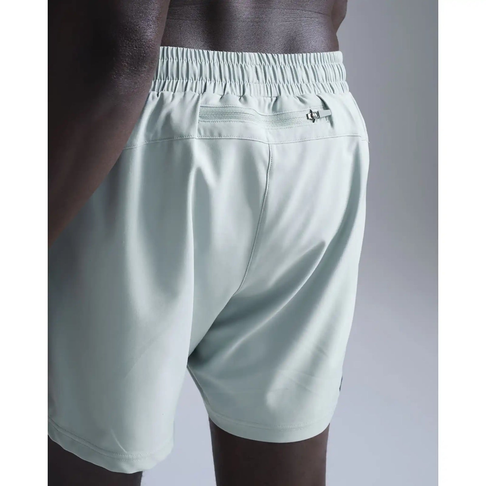 2XU Aero 5 Inch short de course à pied pour homme - Smoke Blue / Black Reflective