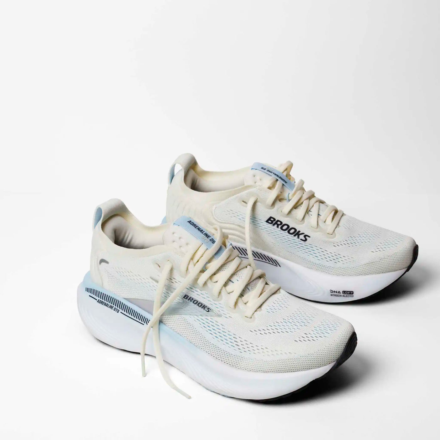 Brooks Adrenaline GTS 25 chaussures de course femme - Star White / Nantucket / Chrome