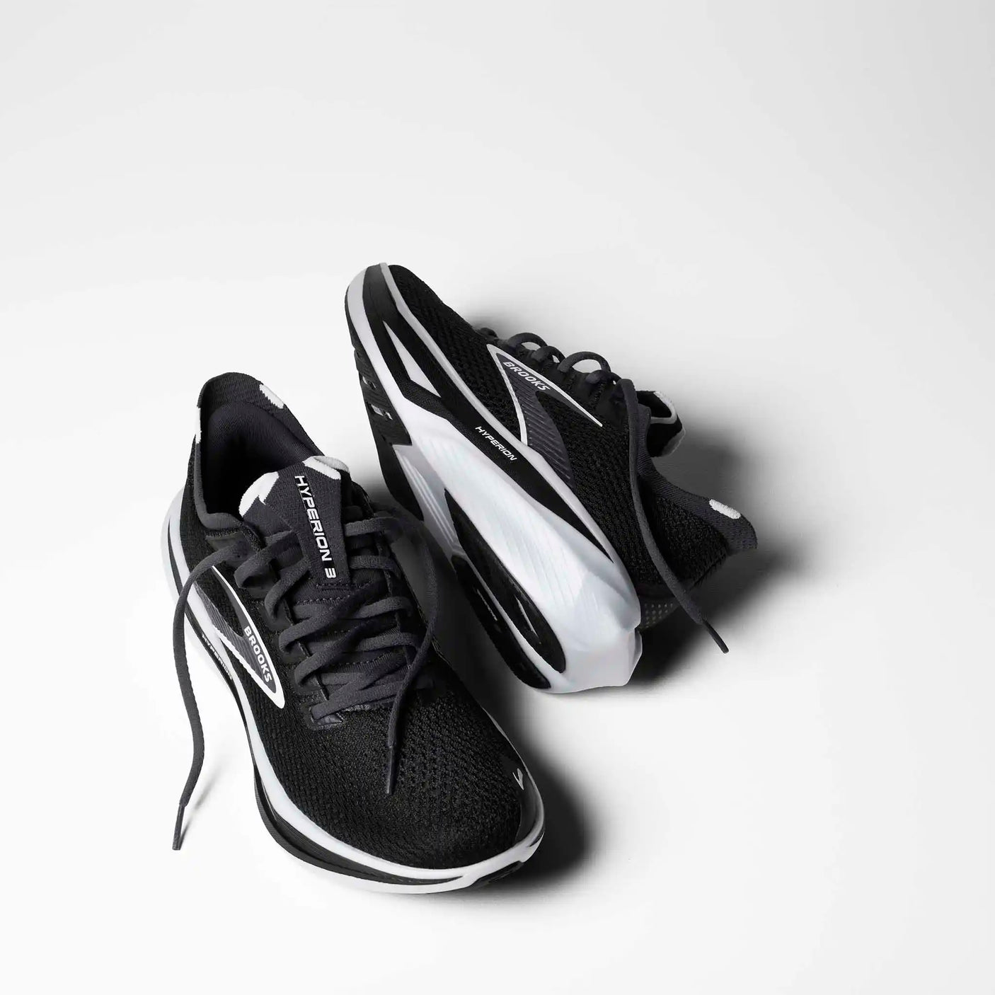 Brooks Hyperion 3 chaussures de course à pied femme - Black / Grey / White