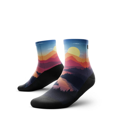 Outway Wanderlight Quarter unisex running sock - Blue / Orange - pair, three-quarter view