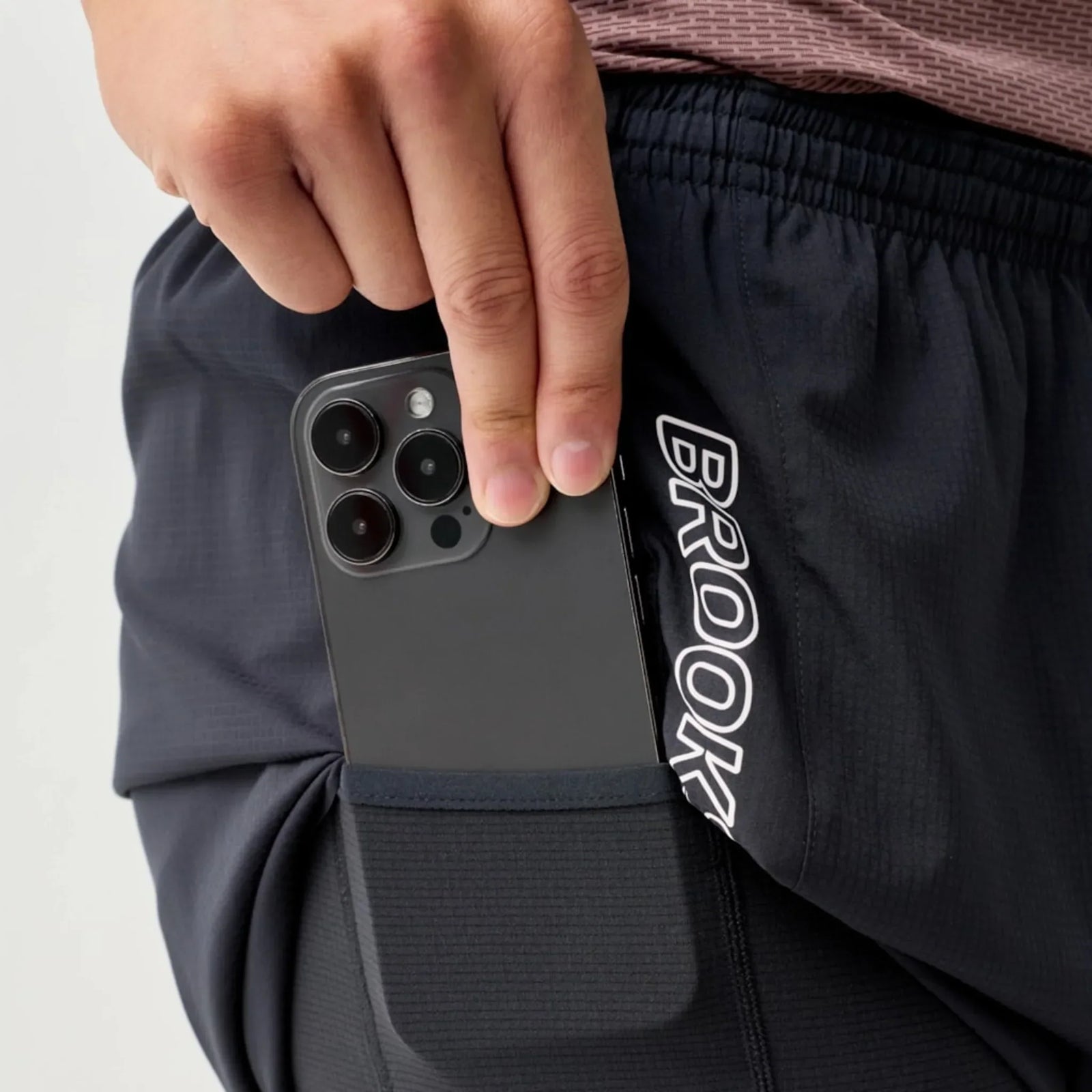 Brooks Cascadia short de trail 2-en-1 5 po pour homme - Noir
