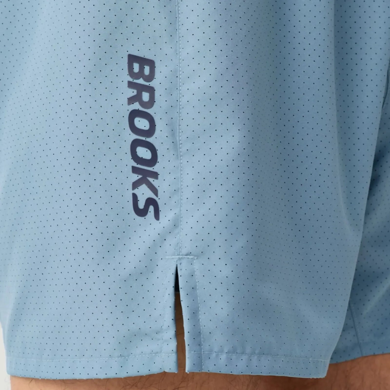 Brooks Dash short de course rafraîchissant 5 po pour homme - Blue Haze / Black